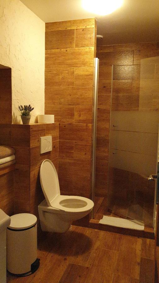 维克托尔卡小屋酒店 派克波特斯耐兹库 外观 照片