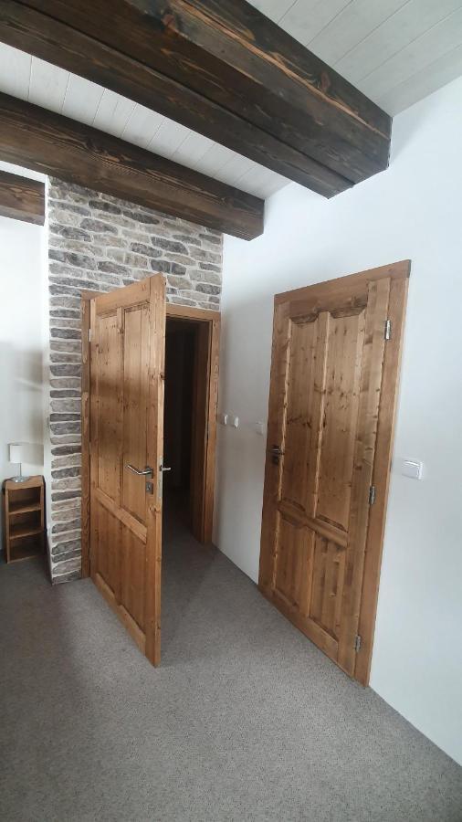 维克托尔卡小屋酒店 派克波特斯耐兹库 外观 照片