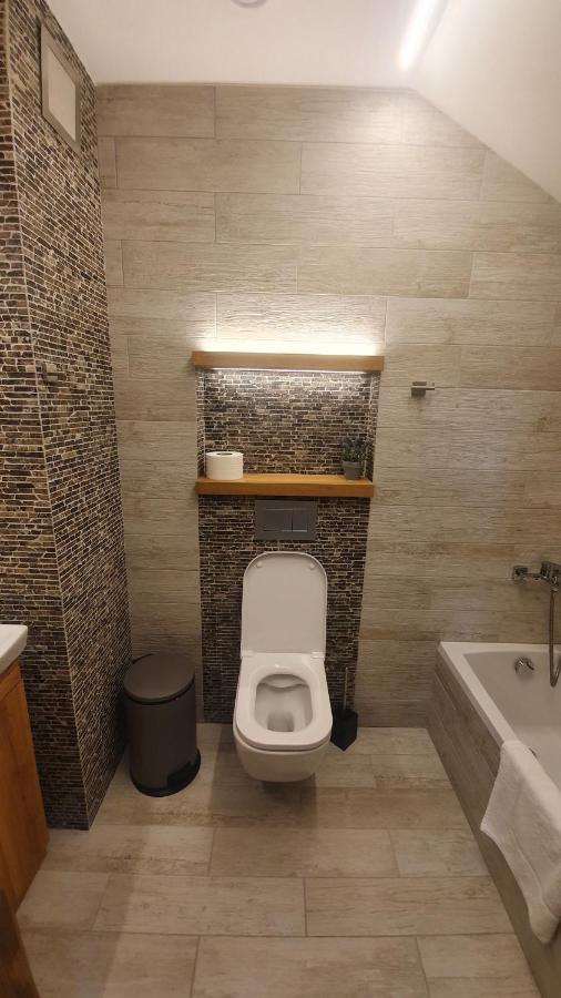 维克托尔卡小屋酒店 派克波特斯耐兹库 外观 照片