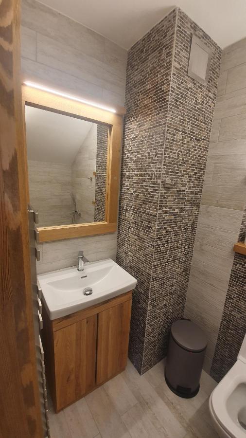 维克托尔卡小屋酒店 派克波特斯耐兹库 外观 照片